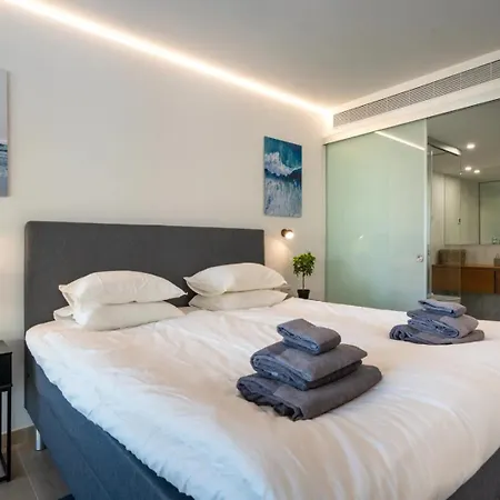 The Wave Carvajal Appartement